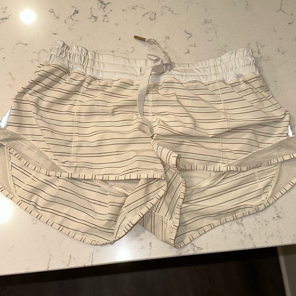 Size 6 Lululemon hotty hot shorts